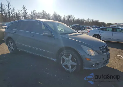 2010 Mercedes-Benz R 350 4Matic from USA, damaged, VIN 4JGCB6FE1AA111189